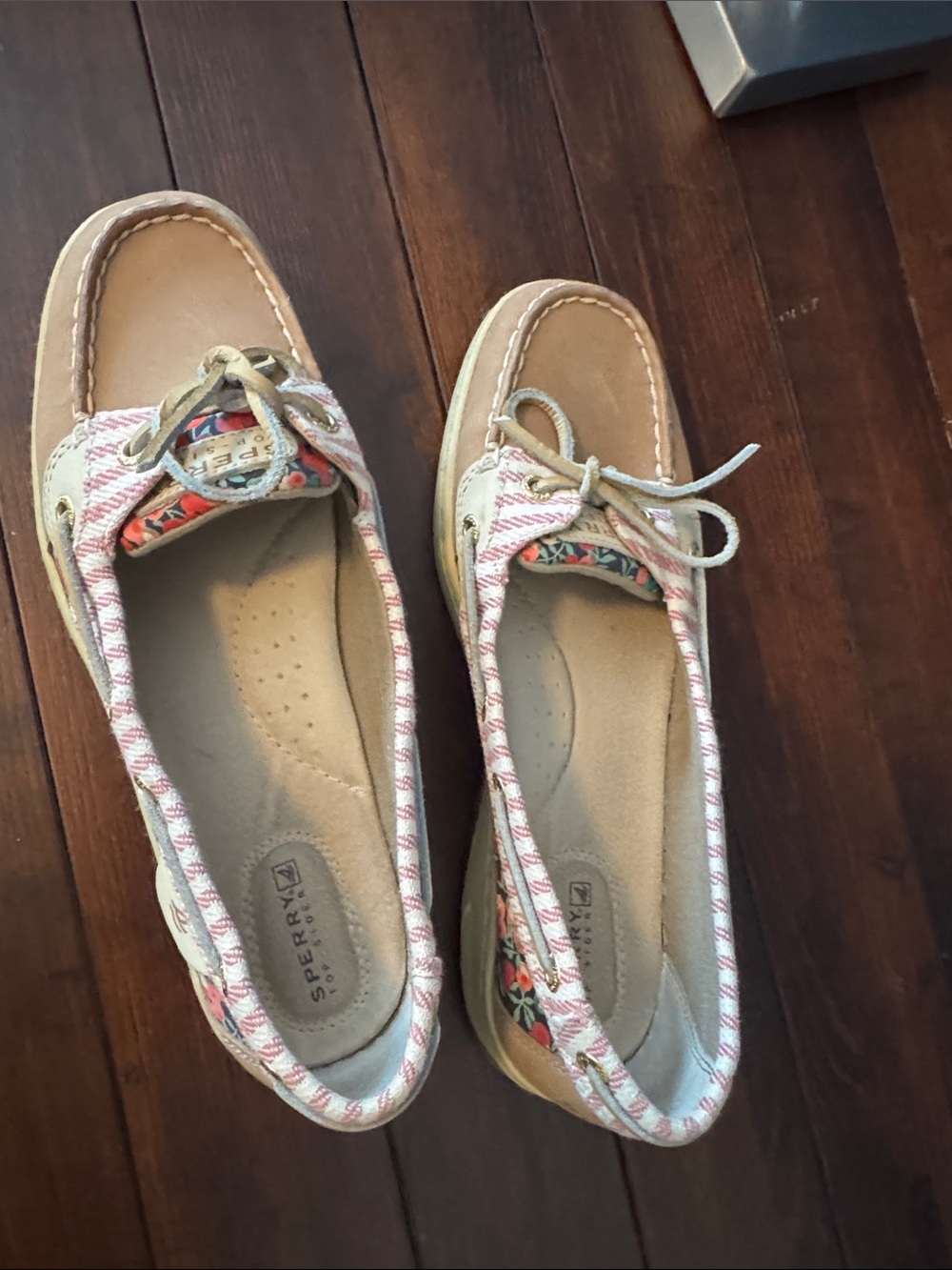 Sperry Tan and Pink Patterned Moccasin Boat Shoes